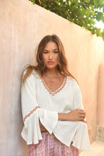 Lade das Bild in den Galerie-Viewer, BLOUSE EDEN ROC NOMADA NATURAL CORAL HOT LAVA