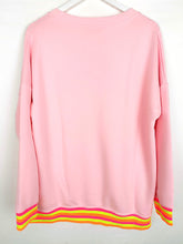 Lade das Bild in den Galerie-Viewer, MISS GOODLIFE SWEATER V-NECK L(I)EBE GLITTER ROSE