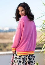Lade das Bild in den Galerie-Viewer, MISS GOODLIFE V-NECK CHAMPAGNE STRASS ROSÉ GOLD