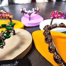 Lade das Bild in den Galerie-Viewer, CHANCLAS LUNA MANGO SIMONE HERRERA