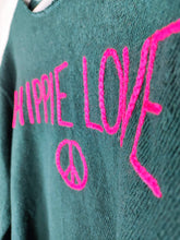 Lade das Bild in den Galerie-Viewer, PULLOVER STARS OF IBIZA "HIPPIE LOVE" GRÜN PINK ONE SIZE