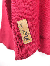Lade das Bild in den Galerie-Viewer, PULLOVER STARS OF IBIZA "HIPPIE LOVE" BORDEAUX GOLD ONE SIZE