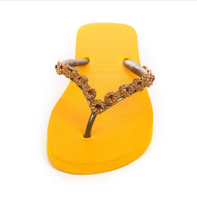 Lade das Bild in den Galerie-Viewer, CHANCLAS LUNA MANGO SIMONE HERRERA