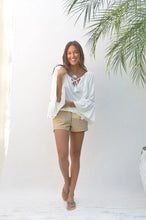 Lade das Bild in den Galerie-Viewer, BLOUSE HIPPIE METAL IVORY HOT LAVA
