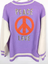 Lade das Bild in den Galerie-Viewer, PULLOVER WOLLMIX LOVE &amp; PEACE COLLEGE STYLE LILA ONE SIZE
