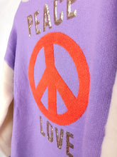 Lade das Bild in den Galerie-Viewer, PULLOVER WOLLMIX LOVE &amp; PEACE COLLEGE STYLE LILA ONE SIZE
