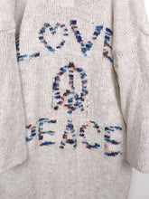 Lade das Bild in den Galerie-Viewer, STRICK JACKE ZWILLINGSHERZ &quot;LOVE &amp; PEACE&quot; BEIGE CREME
