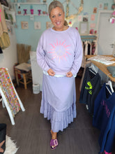 Lade das Bild in den Galerie-Viewer, MISS GOODLIFE ROUNDNECK SUN PEACE - VELVET/NEONPINK
