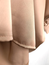 Lade das Bild in den Galerie-Viewer, SCHLUPPEN BLUSE SATIN GOLD-BEIGE ONE SIZE
