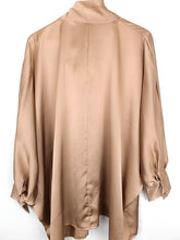 Lade das Bild in den Galerie-Viewer, SCHLUPPEN BLUSE SATIN GOLD-BEIGE ONE SIZE
