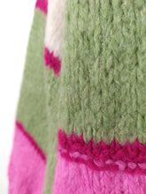 Lade das Bild in den Galerie-Viewer, STRICK JACKE CREME PINK GRÜN ONE SIZE
