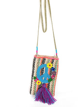 Lade das Bild in den Galerie-Viewer, TASCHE PHONE BAG CROSSBODY PEACE SOUL KATHRINE
