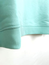 Lade das Bild in den Galerie-Viewer, MISS GOODLIFE ROUNDNECK IBIZA LIGHTBLUE NEONGELB
