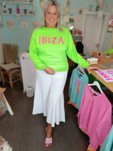 Lade das Bild in den Galerie-Viewer, MISS GOODLIFE ROUNDNECK IBIZA NEONGREEN
