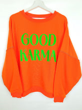 Lade das Bild in den Galerie-Viewer, MISS GOODLIFE ROUNDNECK &quot;GOOD KARMA GOOD LUCK&quot; NEON ORANGE
