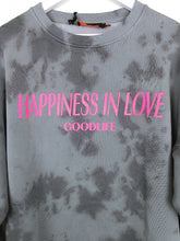 Lade das Bild in den Galerie-Viewer, MISS GOODLIFE ROUNDNECK &quot;HAPPINESS LOVE&quot; BATIK ANTHRACITE
