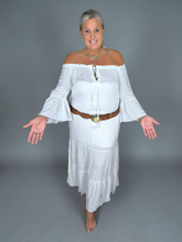 Lade das Bild in den Galerie-Viewer, DRESS HIPPIE DREAM LONG IVORY HOT LAVA
