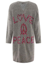 Lade das Bild in den Galerie-Viewer, STRICK JACKE ZWILLINGSHERZ &quot;LOVE &amp; PEACE&quot; KHAKI
