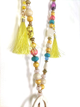 Lade das Bild in den Galerie-Viewer, KETTE MULTICOLOR PEACE &amp; TASSLES - hippie style and more
