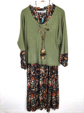 Lade das Bild in den Galerie-Viewer, KLEID MIDI FLOWERS SCHWARZ ONE SIZE - hippie style and more
