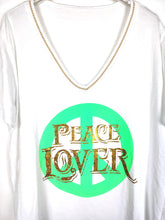 Lade das Bild in den Galerie-Viewer, T-SHIRT &quot;PEACE LOVER&quot; WEISS GRÜN GOLD ONE SIZE
