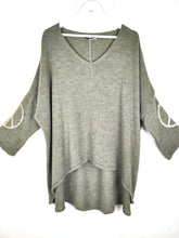 Lade das Bild in den Galerie-Viewer, PULLOVER WOLLMIX &quot;PEACE&quot; OLIV ONE SIZE
