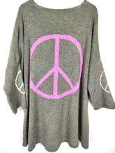 Lade das Bild in den Galerie-Viewer, PULLOVER WOLLMIX &quot;PEACE&quot; OLIV ONE SIZE
